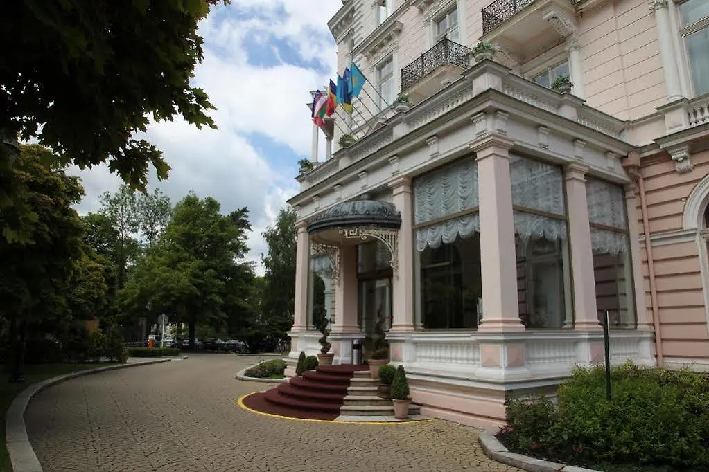 Bristol Palace Karlovy Vary 4*,