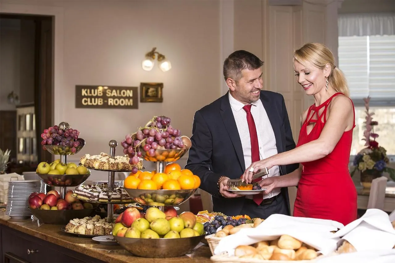 **** Hotel Bristol Palace Karlovy Vary Czech Republic